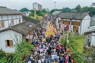 沙特媒体：本泽马因特殊情况，没有参加周四周五吉达联合的训练